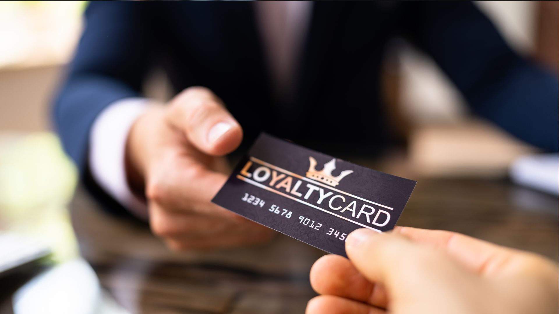 Programas de lealtad basados en beneficios de acceso exclusivo