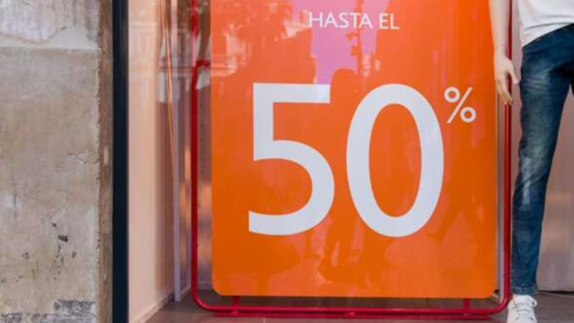 Soluciones para poner publicidad en los escaparates de tu negocio