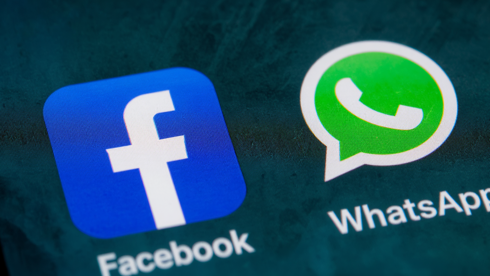 Porque Facebook obliga a vincular whatsApp Business en sus Campañas Publicitarias