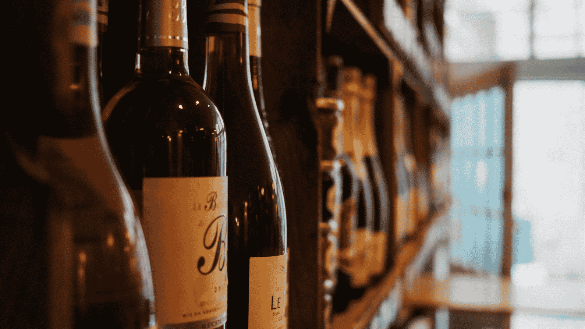Marcas de vinos y destilados diseñan etiquetas de edición limitada sin depender de un diseñador de tiempo completo, usando plantillas ágiles.