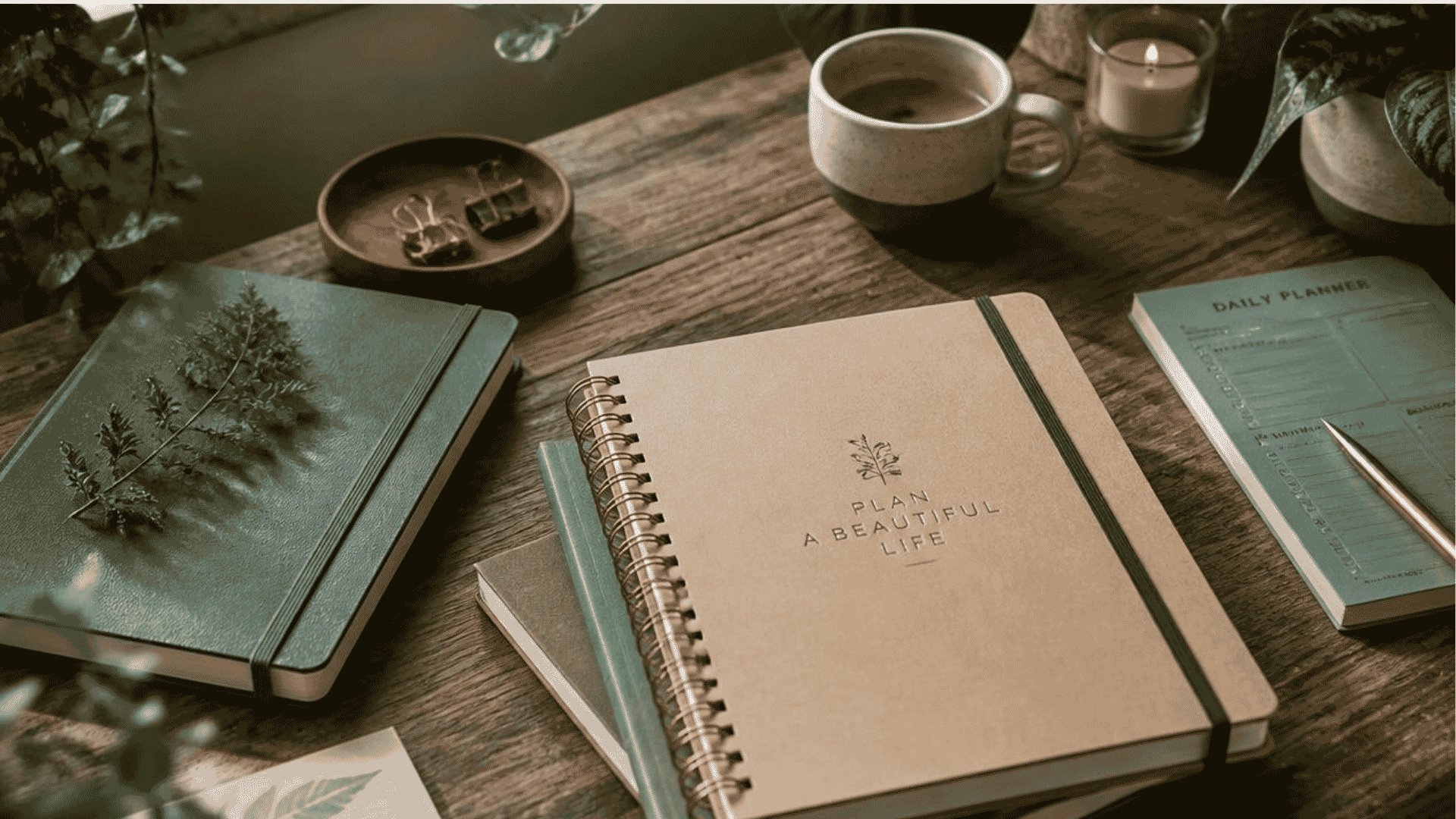 Las agendas y libretas ecológicas se consolidan como el regalo corporativo más solicitado en el segundo semestre.